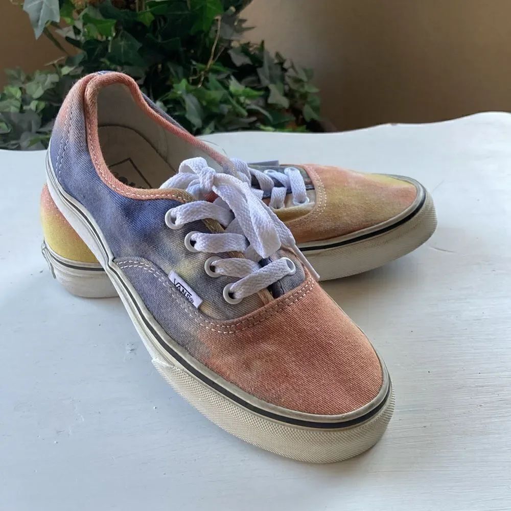 Vans Tye Dye Lace Up Skateboard Sneakers Unisex Men’s 4.5 Women’s 6